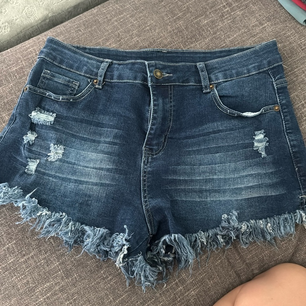 Cute denim shorts